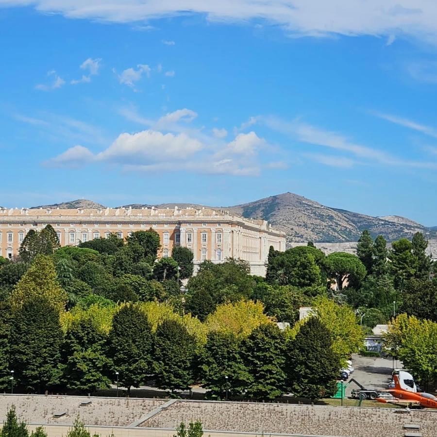 Ferienwohnung Royal House Reggia Caserta Exterior foto